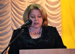 З Днем працівників сільського господарства щиро привітала присутніх в.о. ректора університету Олена Олександрівна Непочатенко